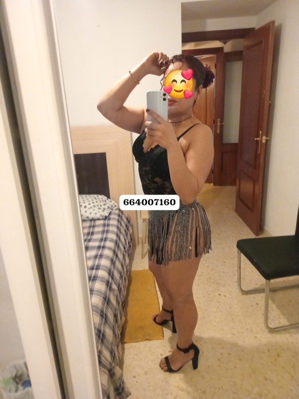 RUBI LATINA INOLVIDABLE BIEN CALIENTE