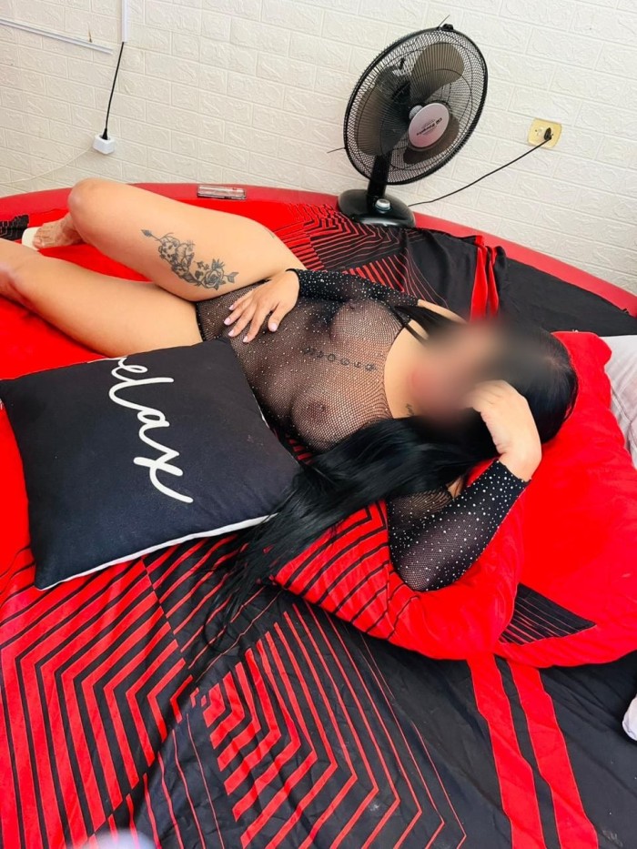CANDENTE FIESTERA REINA DEL SEXO EN DELICIAS ZARAG