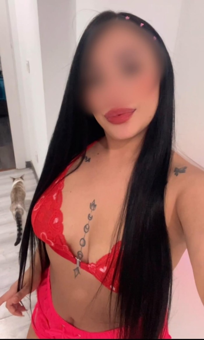 CANDENTE FIESTERA REINA DEL SEXO EN DELICIAS ZARAG