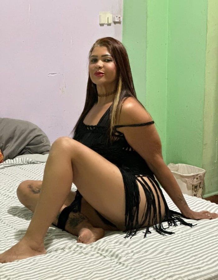 ARDIENTE BRASILEÑA EXPERIMENTADA Y CACHONDA, 666717397