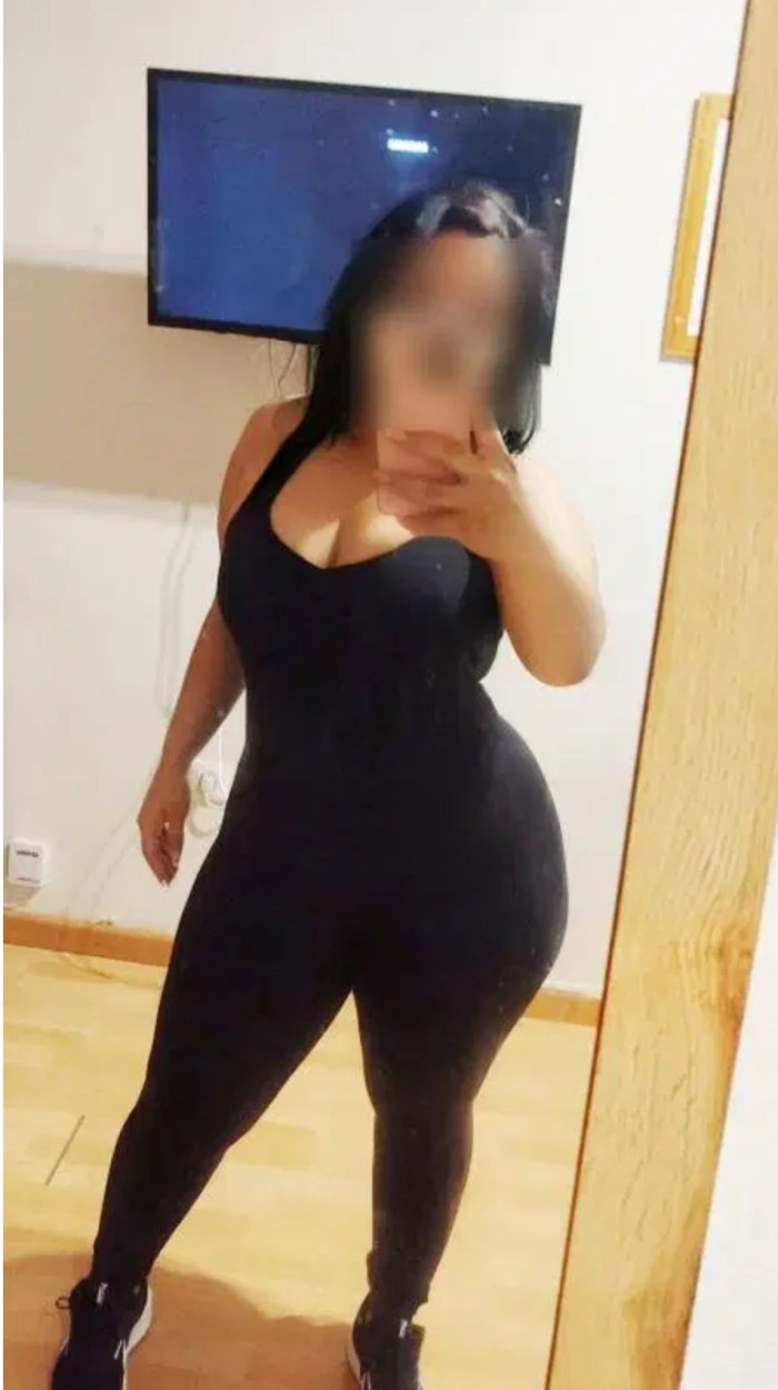 Putita multiorgasmica cachonda en cuenca centro