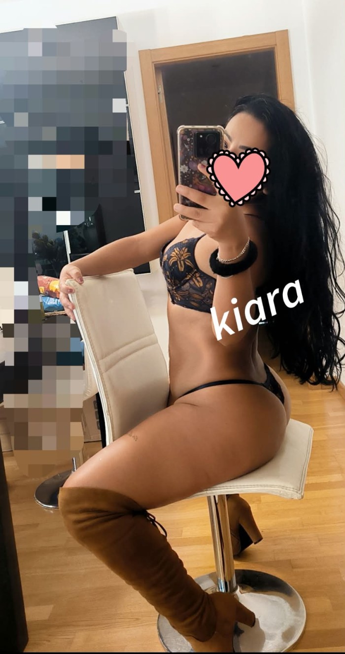 quita mi braguita y follame atrevete kiara novedad