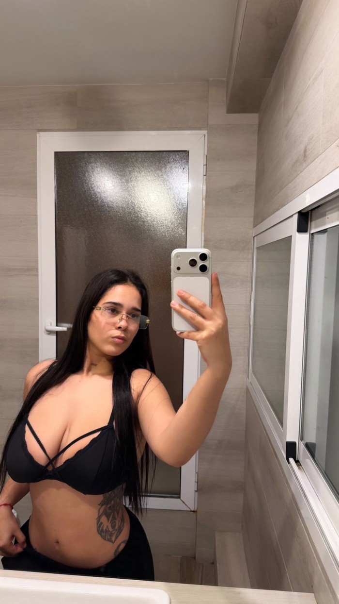 SOFIA MARBELLA NUEVA ANDALUCIA JOVENCITA FIESTERA CACHONDA DISCRETA 24/7