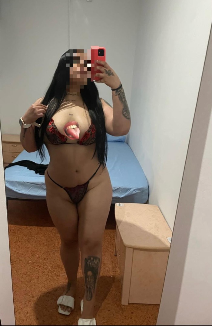 EN PINEDA DE MAR SEXO FIESTA LUJURIA