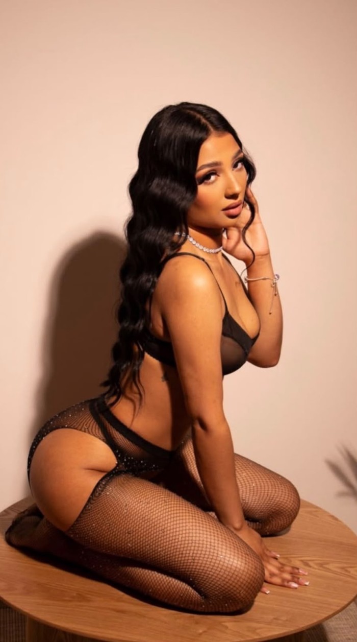 NUEVA EN PACHA FIESTERA CACHONDITA ADICTA AL SEXO