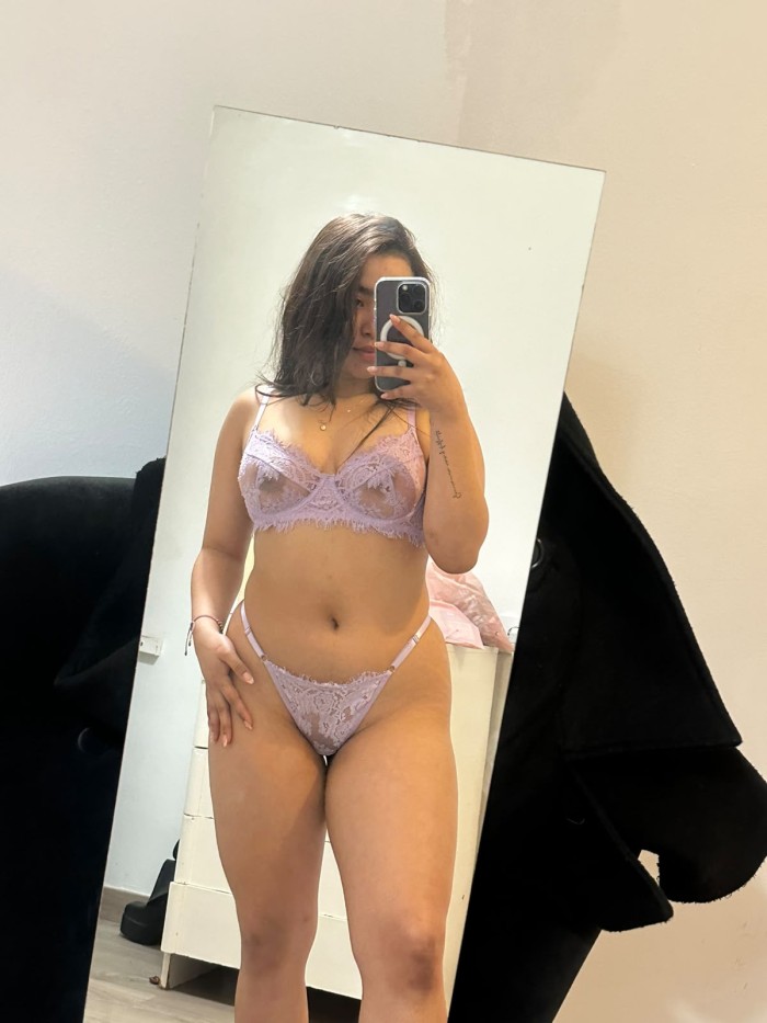 ARDIENTE CACHONDA MORBOSA ANSIOSA DE PLACER