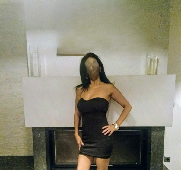 BDSM FENDON CON MISTRES INGRID DOMMI SOLO SALIDAS O MAZMORRA CON CITA.