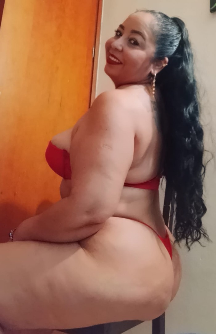 LISTO PARA DISFRUTARME?ESTOY MUY MOJADA