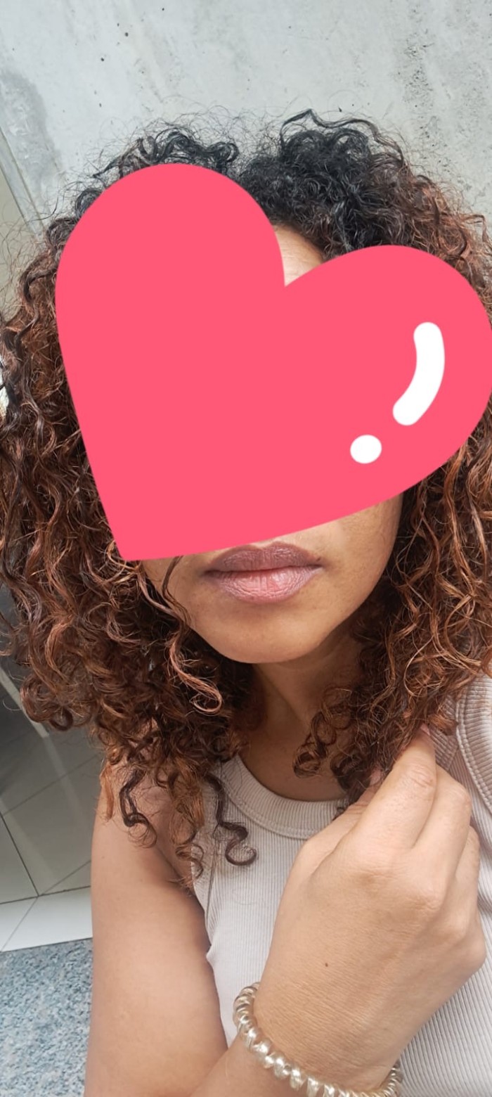 DOMINICANA MORENITA CACHONDA EN REUS 24H