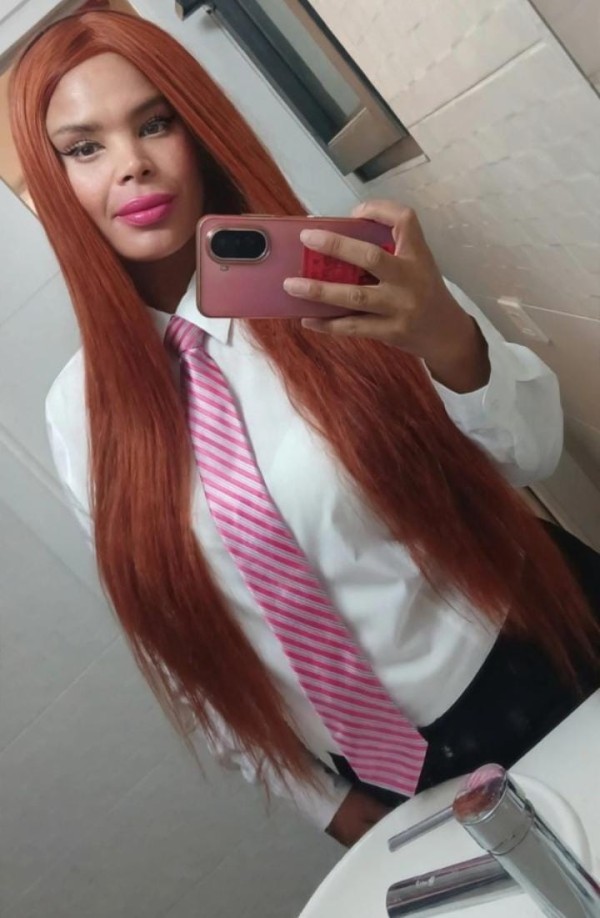Trans super hot