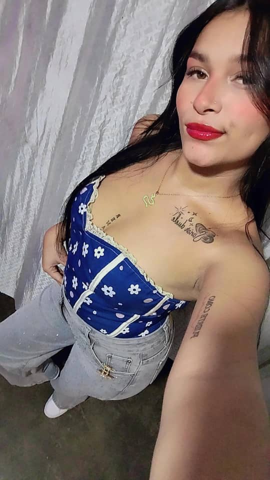 DIVERTIDA Y CON FOTOS REALES Y SEXYS 642389992