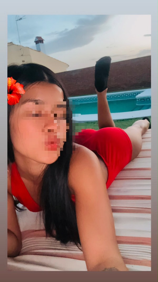 Jovencita caliente recién llegada a torrevieja