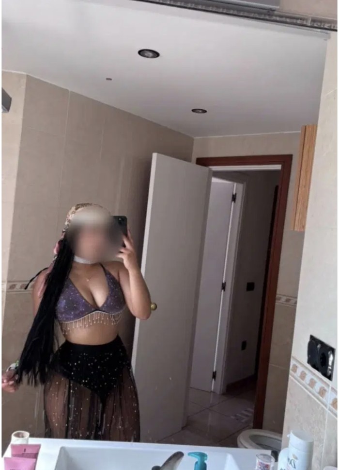 SOLO SALIDAS TU DIOSA MAS ARDIENTE FOGOSA CACHONDA FIESTERA NOVEDAD VIP