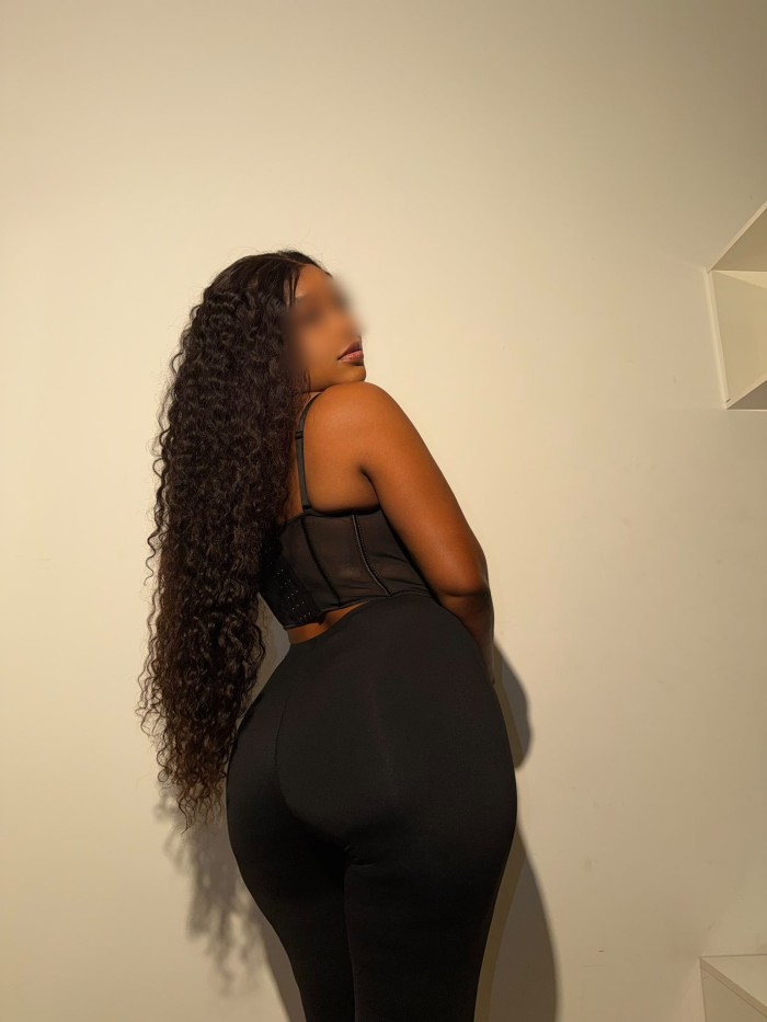Africana caliente como ninguna