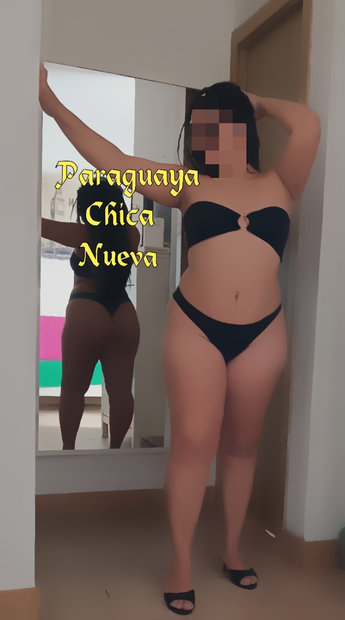 Amigas jovencita juntas o separadas