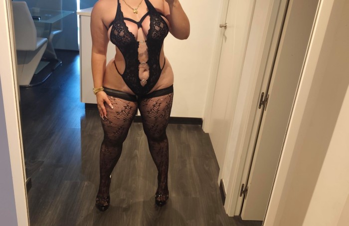 DANIELA RUBIA SEXY ATREVIDA TE DARE TODO!! 24HS