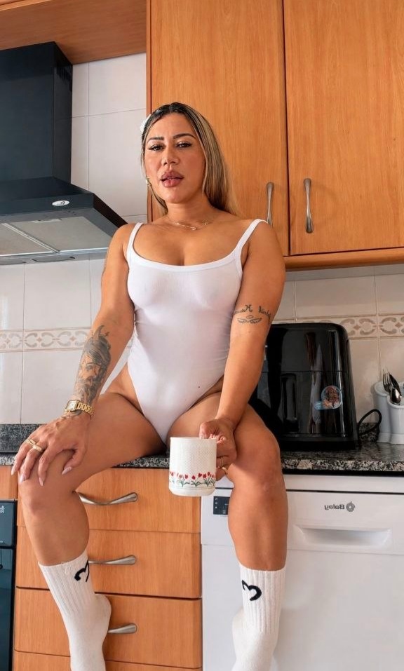 NOVEDAD EXOTICA  E SUPER CACHONDA  CN SEXO ARDIENT