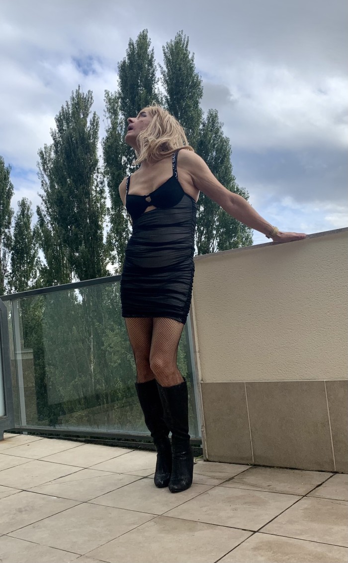 Sensual sexi puta para machos potentes