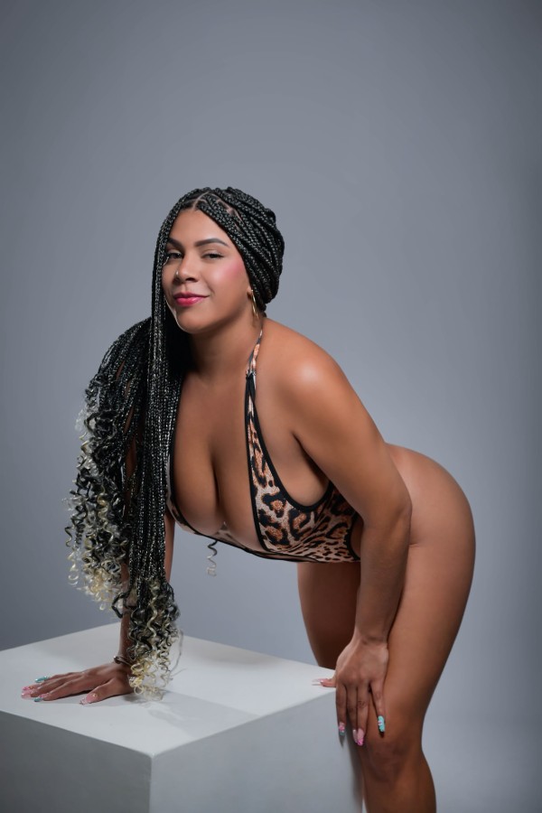 RICO COÑO DE UNA LATINA CACHONDA