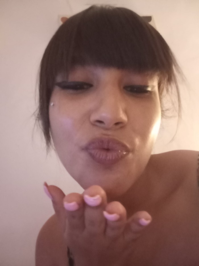 Zaira española 20 años muy completa fotos reales