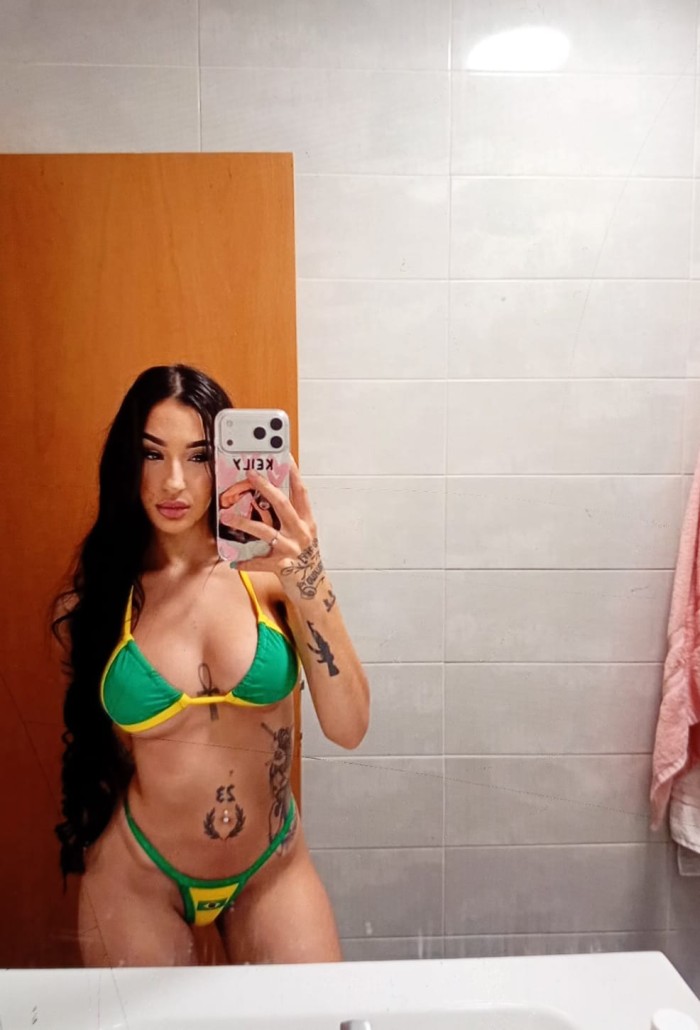 Jovencita tragona