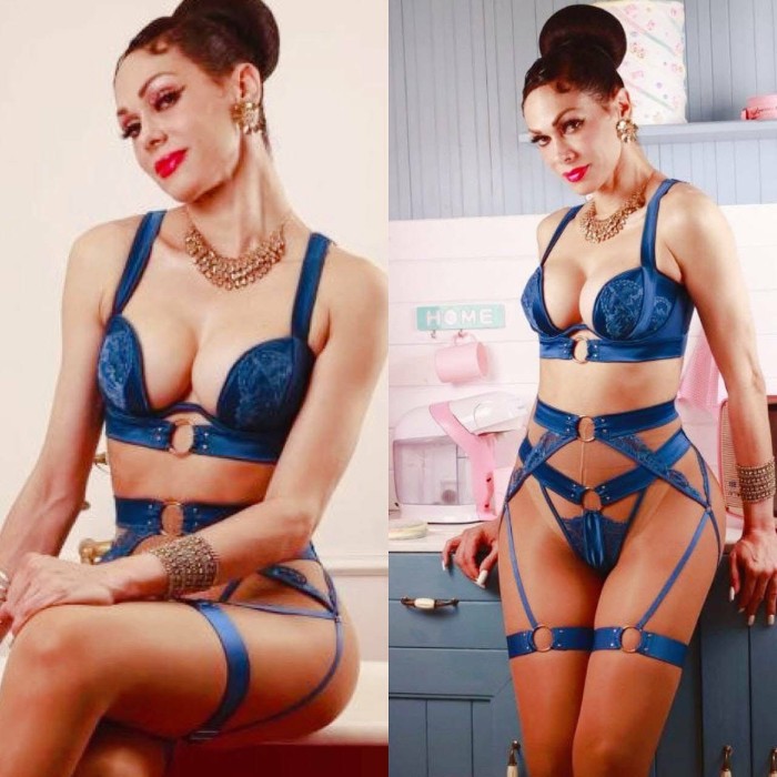 TRANS DOTADA SOLO DISPONIBLE POR VIDEOLLAMADAS .