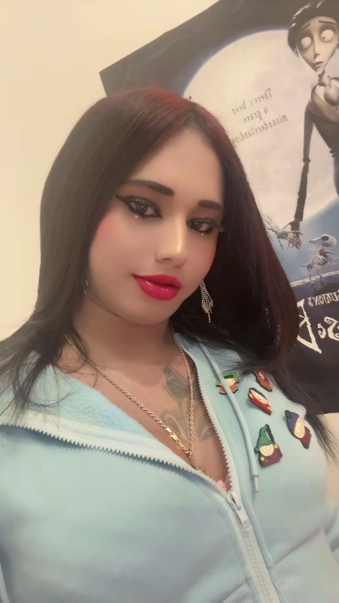TRANS FOGOSA CACHONDA VEN A PASAR RICO SEXO FULL