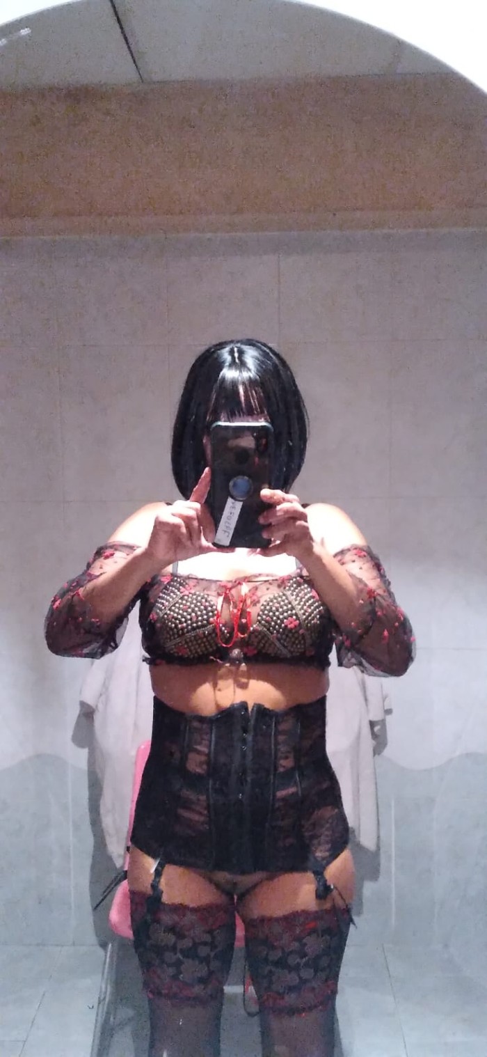 ¡EN LA CAMA MI ENTREGA ES TOTAL..ME ENCANTA FOLLAR HASTA EL CANSANCIO! 24HR