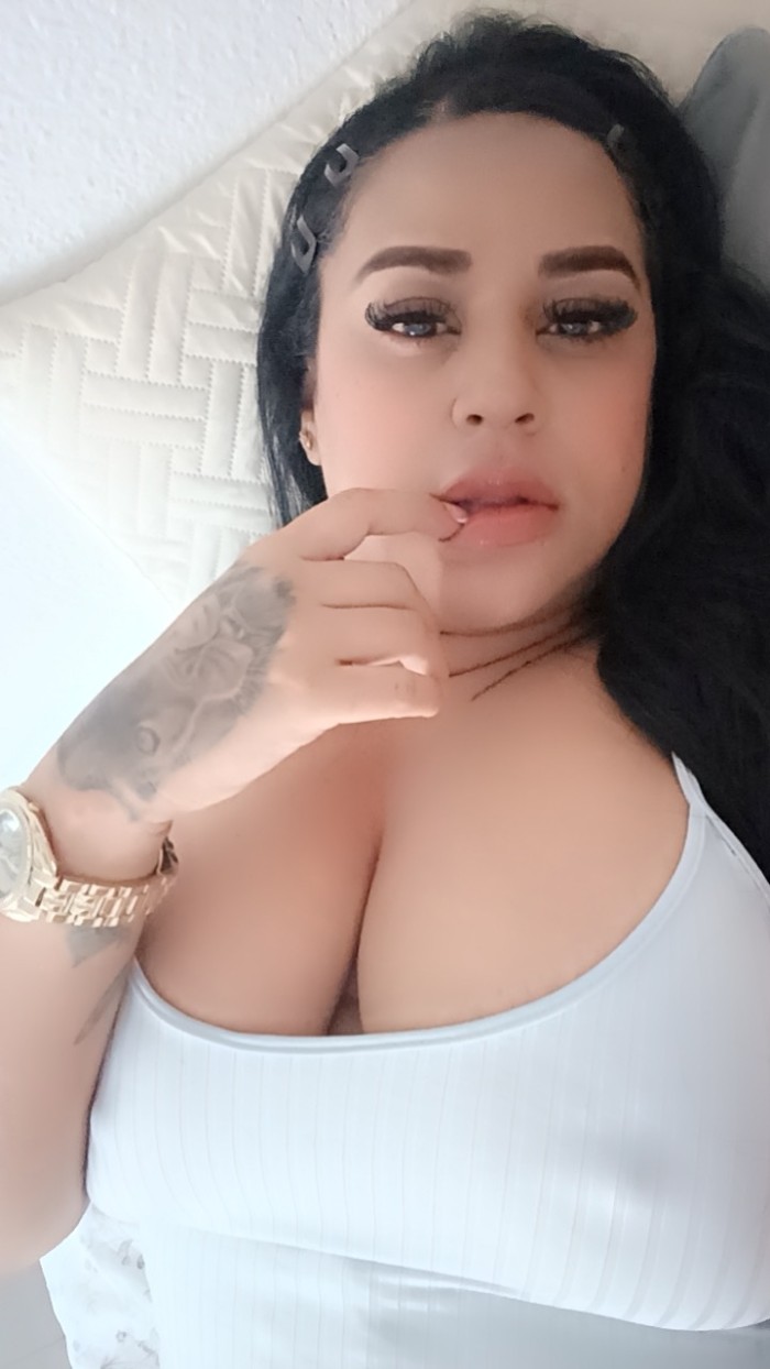 Colombiana con curvas en Seseña