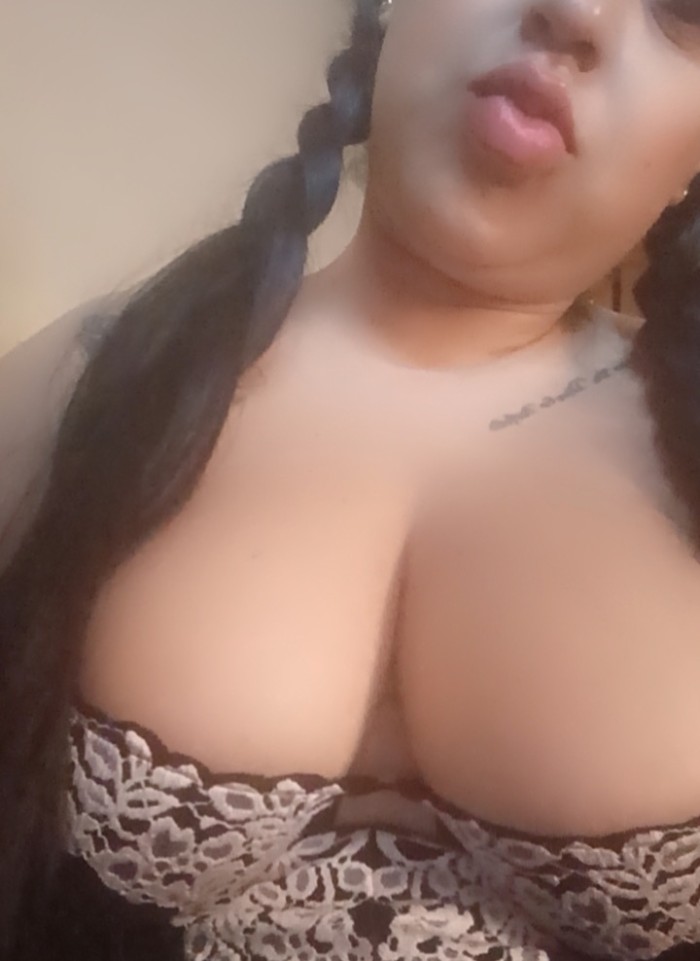 Colombiana con curvas en Seseña