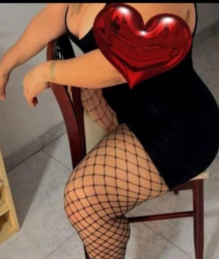 NOVEDAD RUBY! MADURITA FIESTERA CACHONDA JUGUETONA CARIÑOSA EN Vilagarcía
