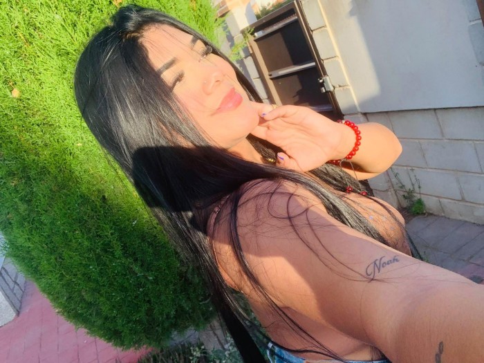 CALLE BURGOS SENSUAL Y BELLA  ARDIENTE SEXO RICO