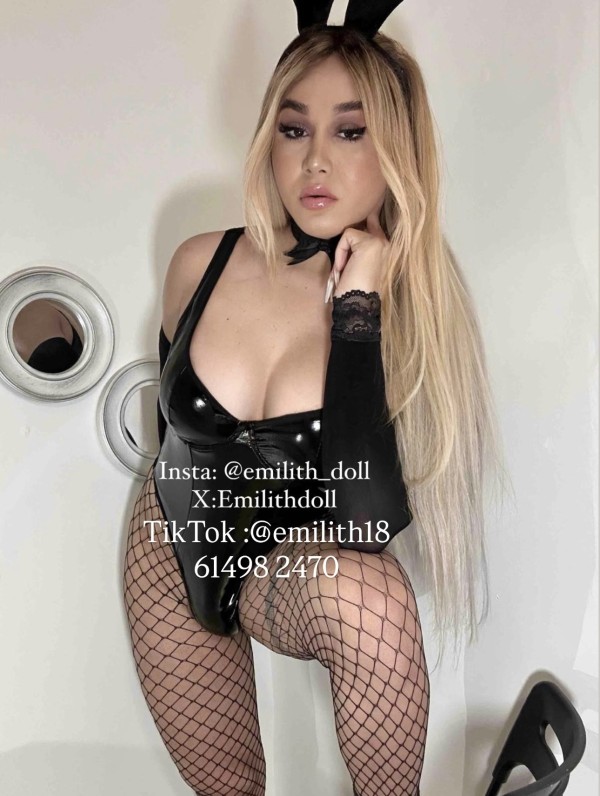 DOMINANTE, LECHERA, FIESTERA CON UNA GRAN POLLA
