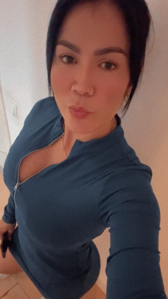CAMILA HERMOSA LATINA SOLO SALIDAS -623728608