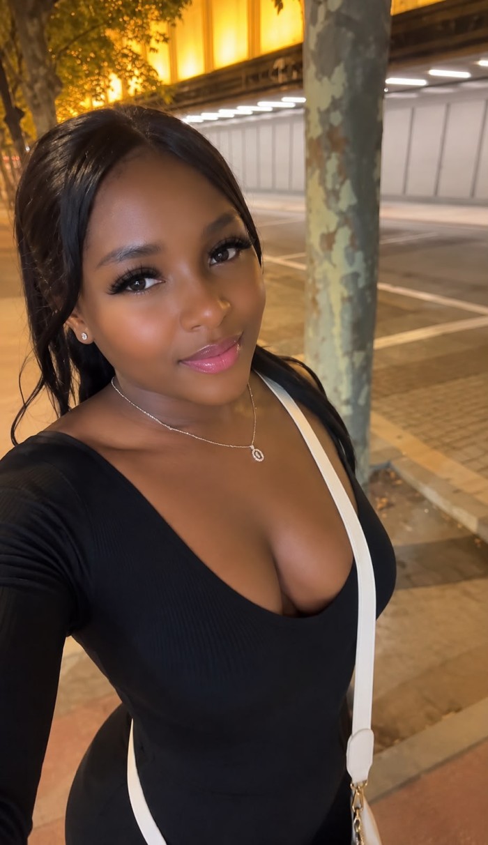 VIDEOLLAMADAS FIESTA SEXO MORBO PASION Y LUJURIA