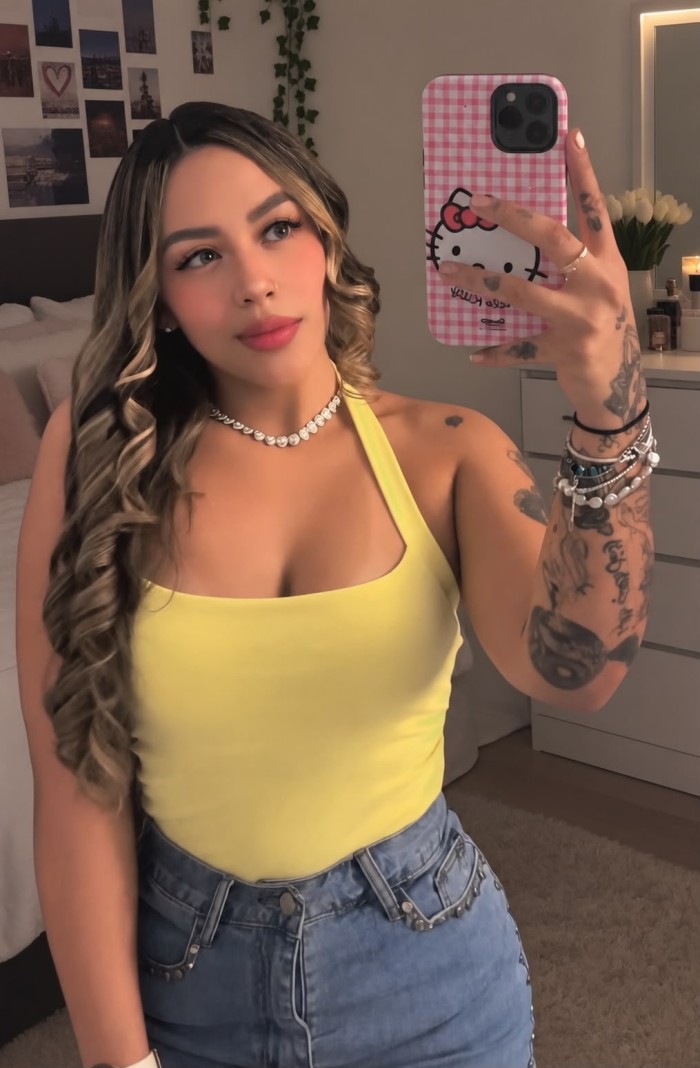 ARDIENTE Y SENSUAL COLOMBIANA EN BORMUJOS