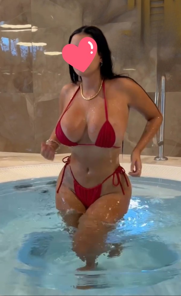 Masajes Exclusivos • Elegancia • Discreción • A