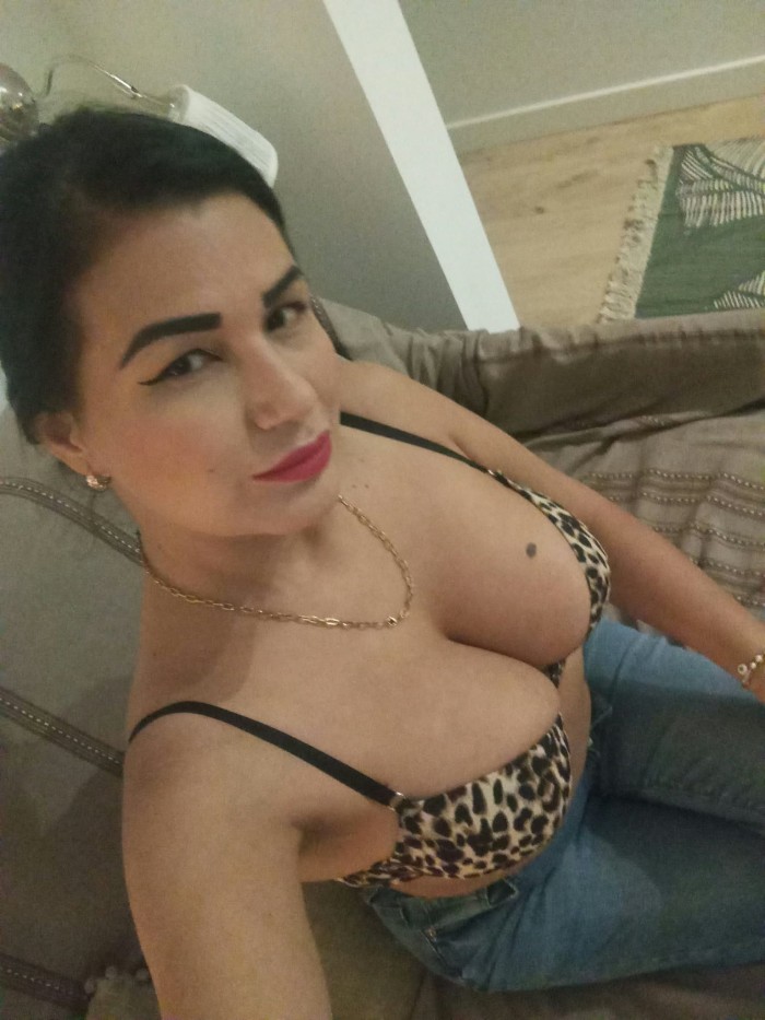 RICA ARDIENTE CON GANAS DE SEXO NO TE ARREPENTIRAS