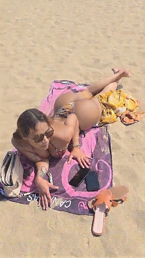 joven trans, elegante, divertida y apasionada