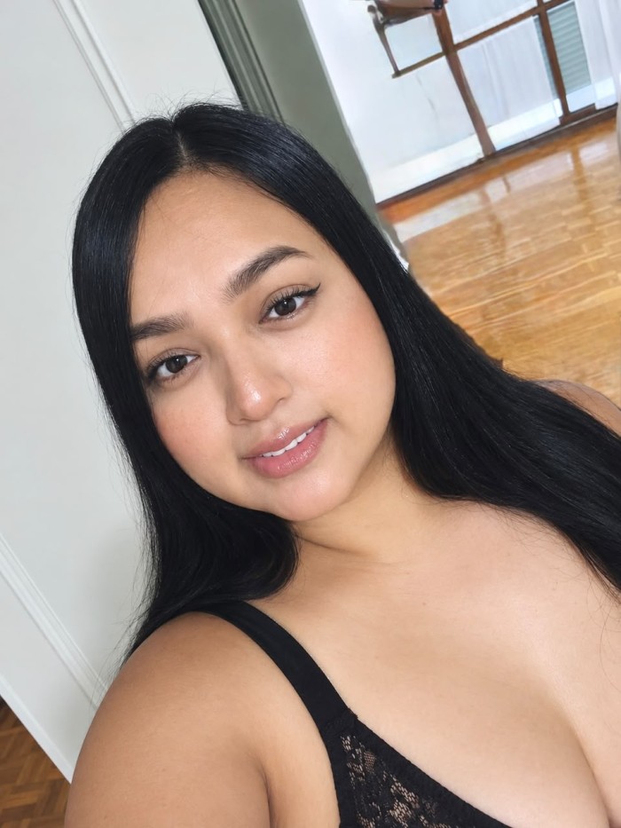 Por primera vez en tu cuidad, hermosa colombiana