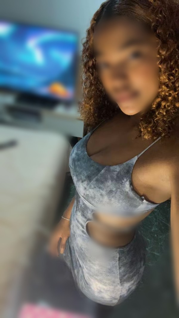 NOVEDAD EN ALICANTE  SUPER CACHONDA ME ENCANTA COMPLACER