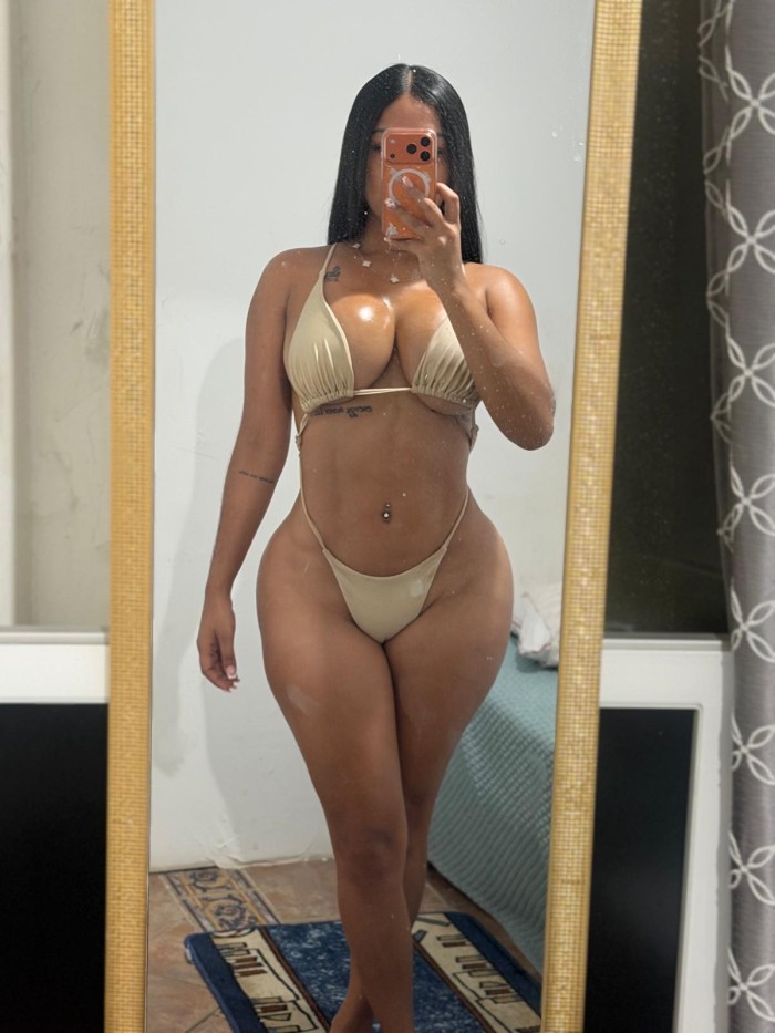 ESCORT HERMOSA Y CACHONDA SENSUAL EN EL ZAPILLO