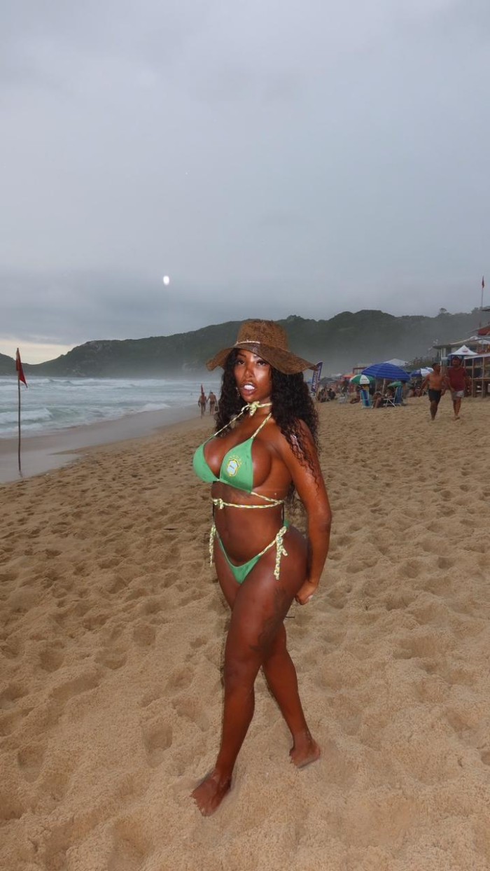 SIN ENGAÑOS NEGRA PRECIOSA