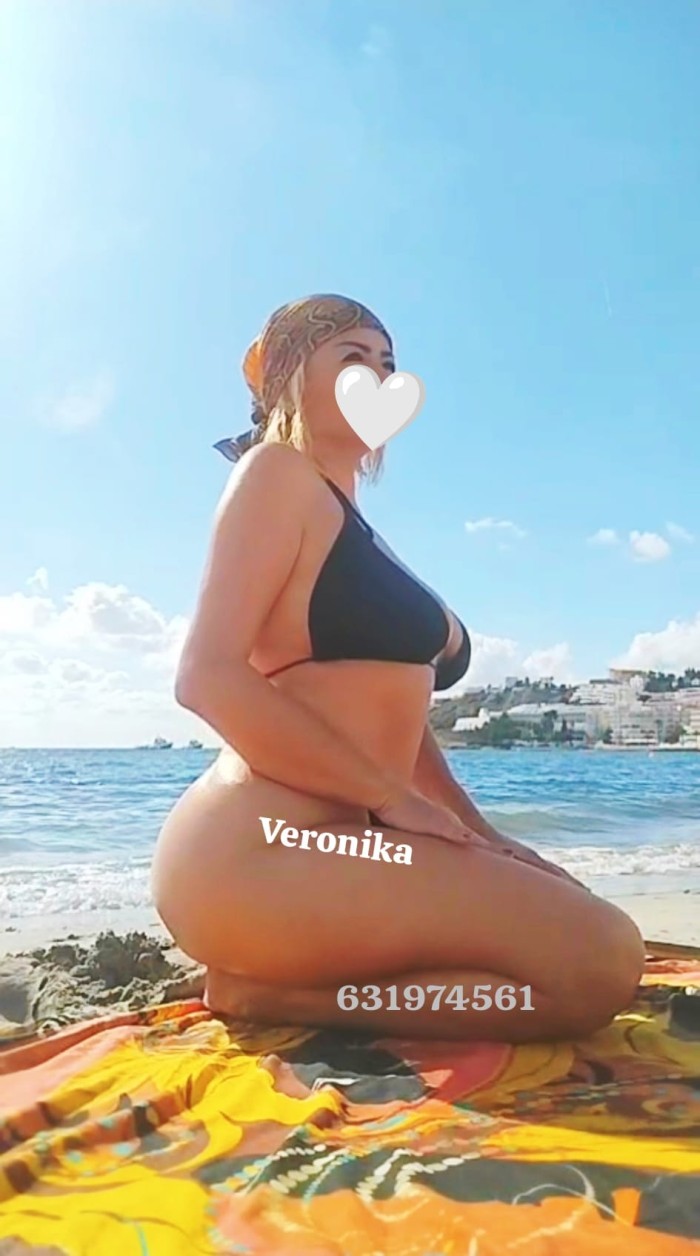 VEN FOLLAME EN LA DUCHA ESTOY SOLITA PARA TI regrese