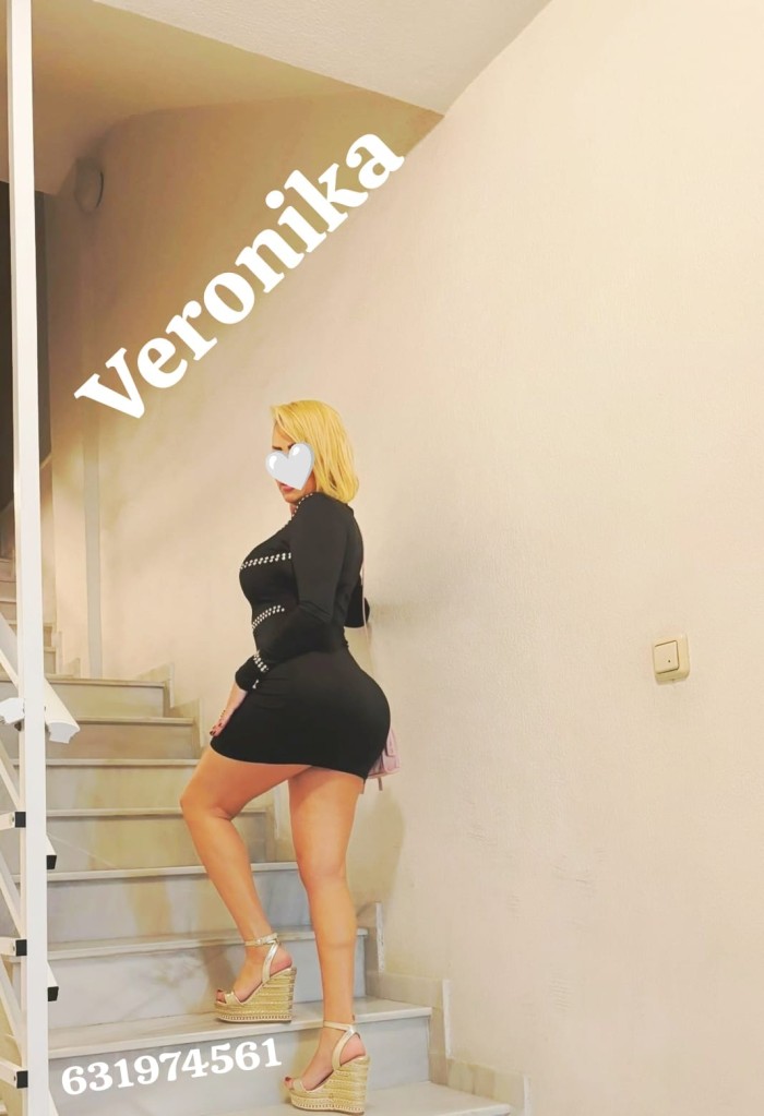 VEN FOLLAME EN LA DUCHA ESTOY SOLITA PARA TI regrese