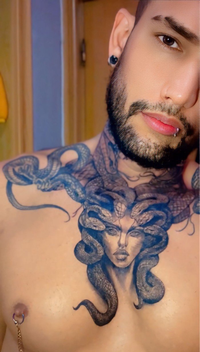 DAMIÁN CARÁCTER Y SENSUALIDAD MASAJES HOT