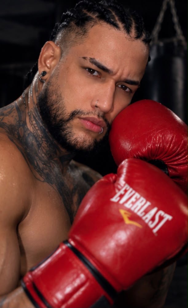 DAMIÁN CARÁCTER Y SENSUALIDAD MASAJES HOT