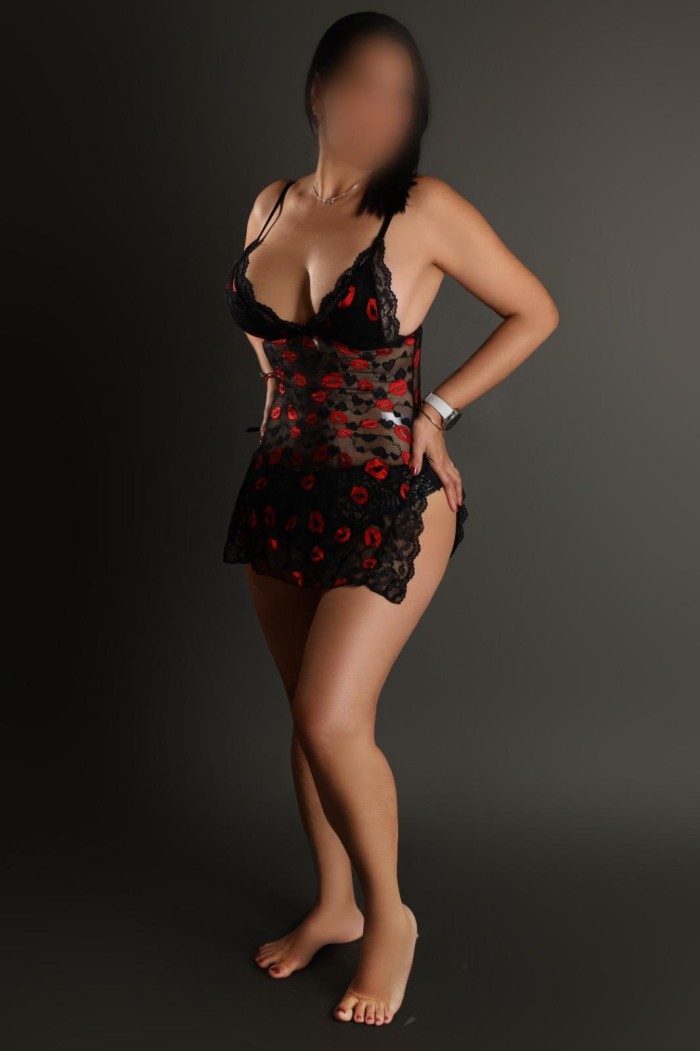 Nela griego francés natural masajes jugos eroticos