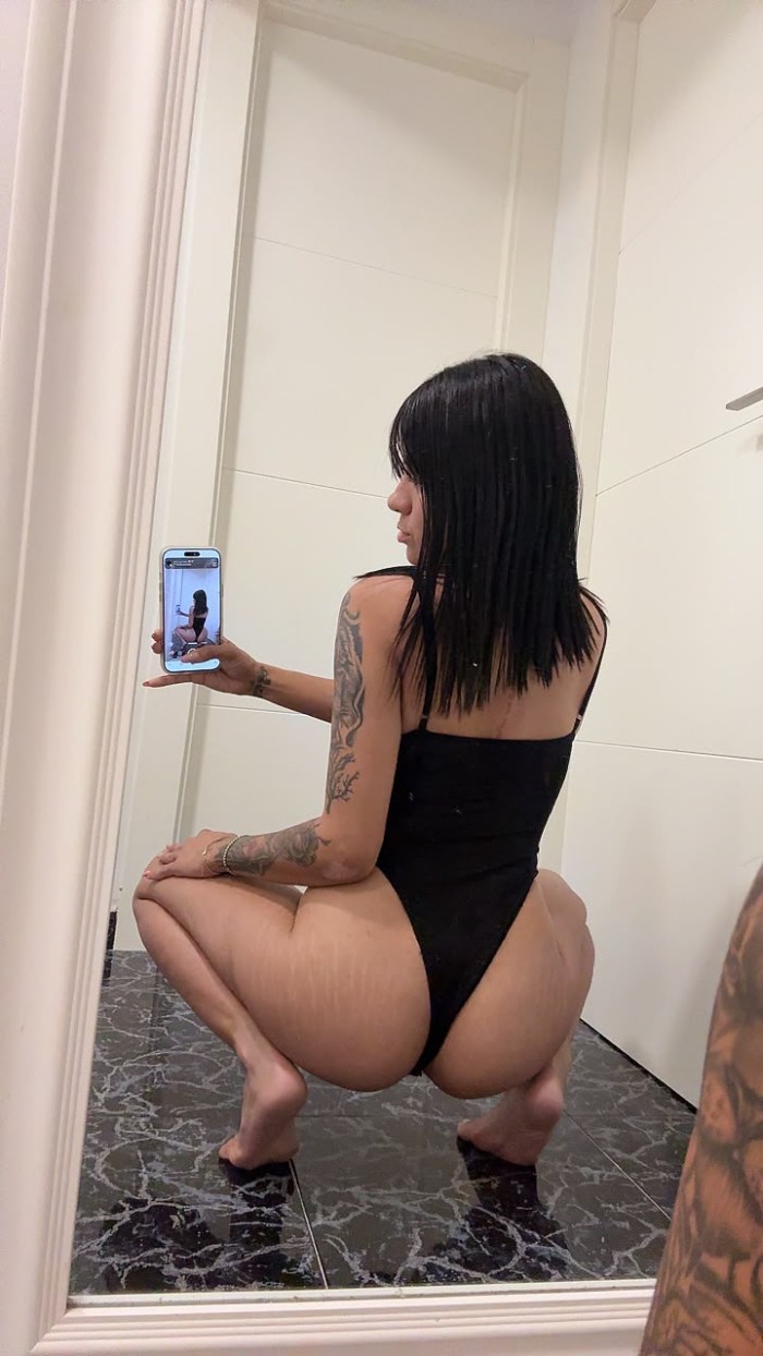 QUIERO ORINARME DE PLACER