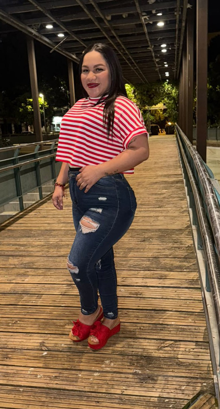 Rellenita, carita de ángel y cuerpo de pecado